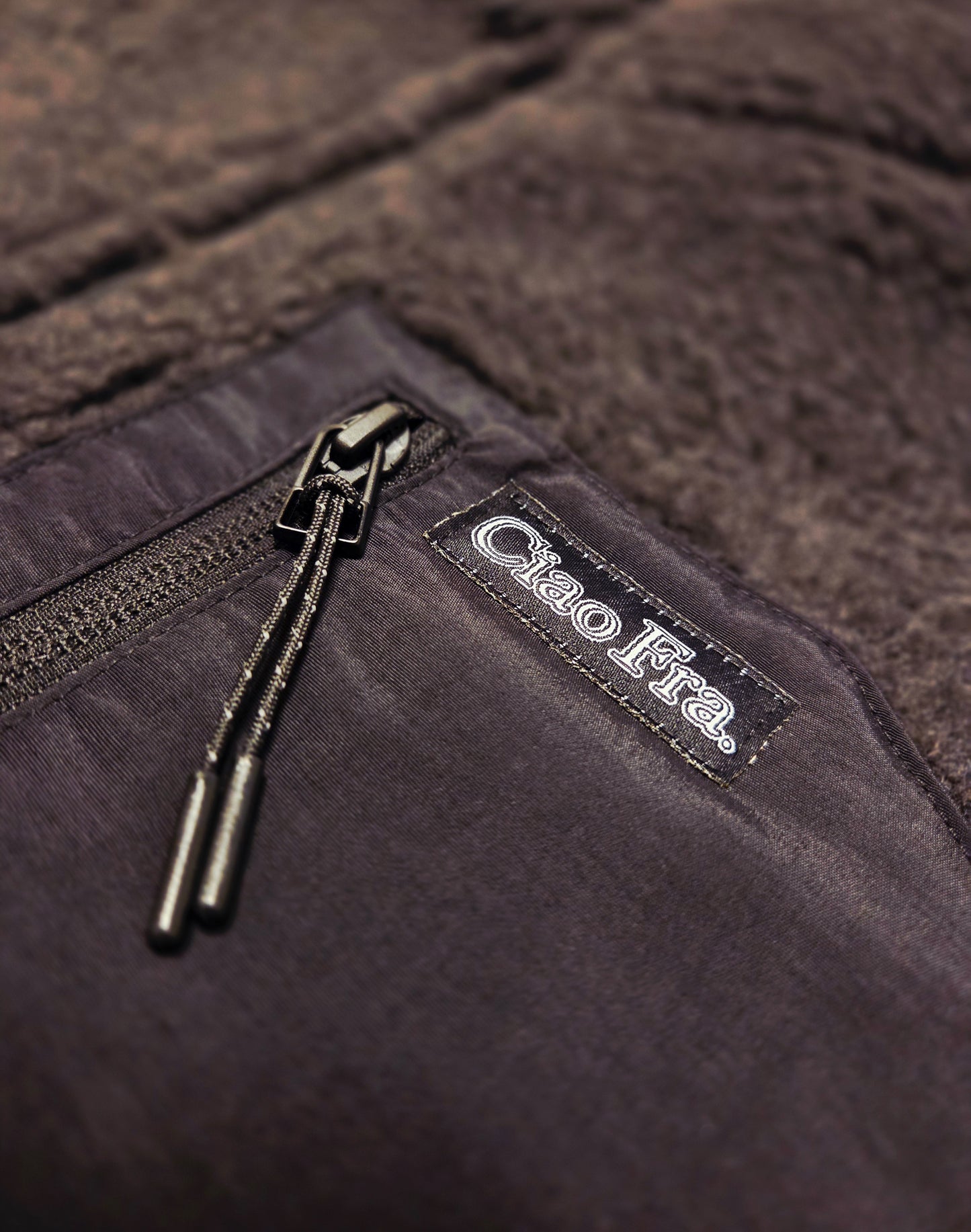 Teddy Fleece Weste "Ciao Fra." - WOVEN LABEL